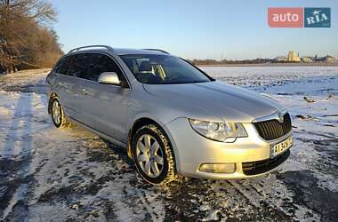 Универсал Skoda Superb 2010 в Первомайске