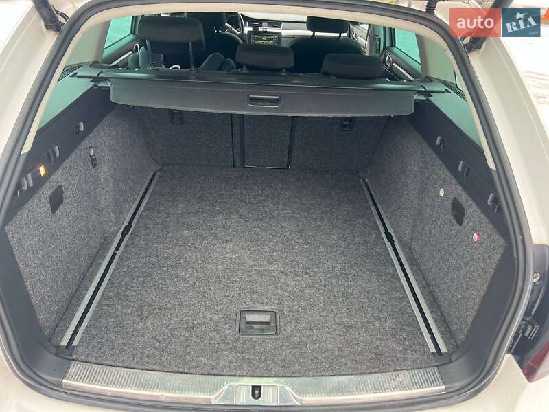 Универсал Skoda Superb 2012 в Черновцах