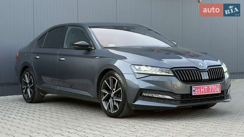 Лифтбек Skoda Superb 2022 в Мукачево