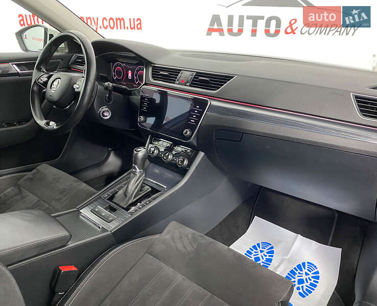 Универсал Skoda Superb 2020 в Львове