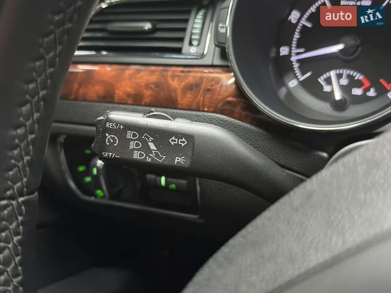 Ліфтбек Skoda Superb 2011 в Харкові