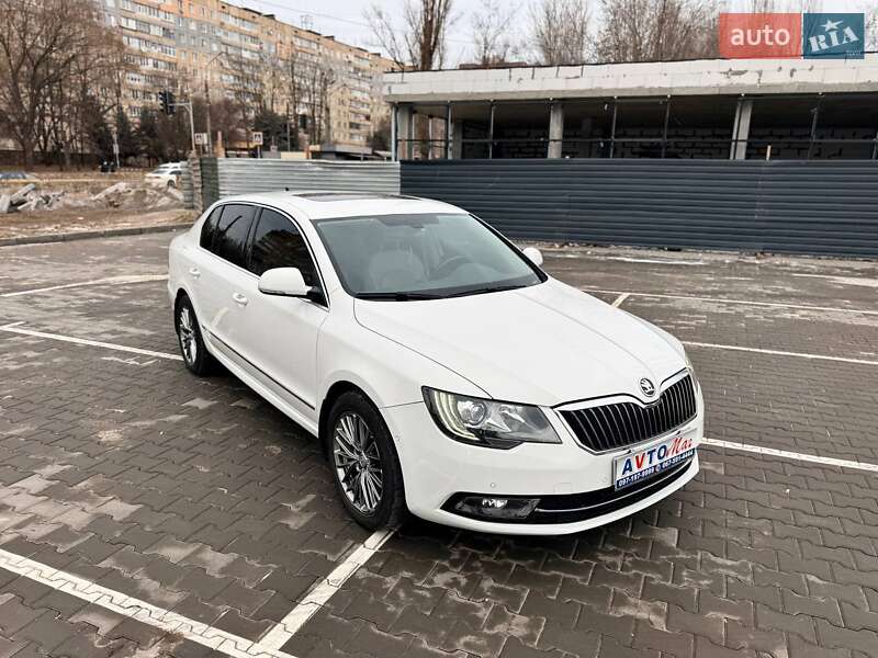 Ліфтбек Skoda Superb 2013 в Кривому Розі