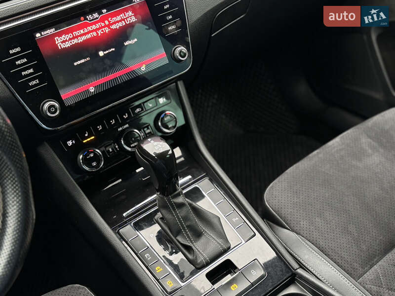 Універсал Skoda Superb 2017 в Ужгороді