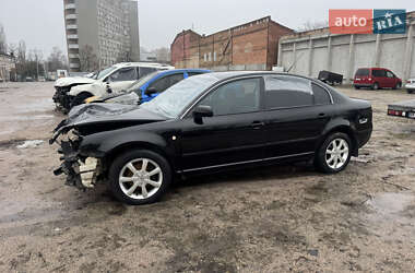 Лифтбек Skoda Superb 2006 в Кропивницком