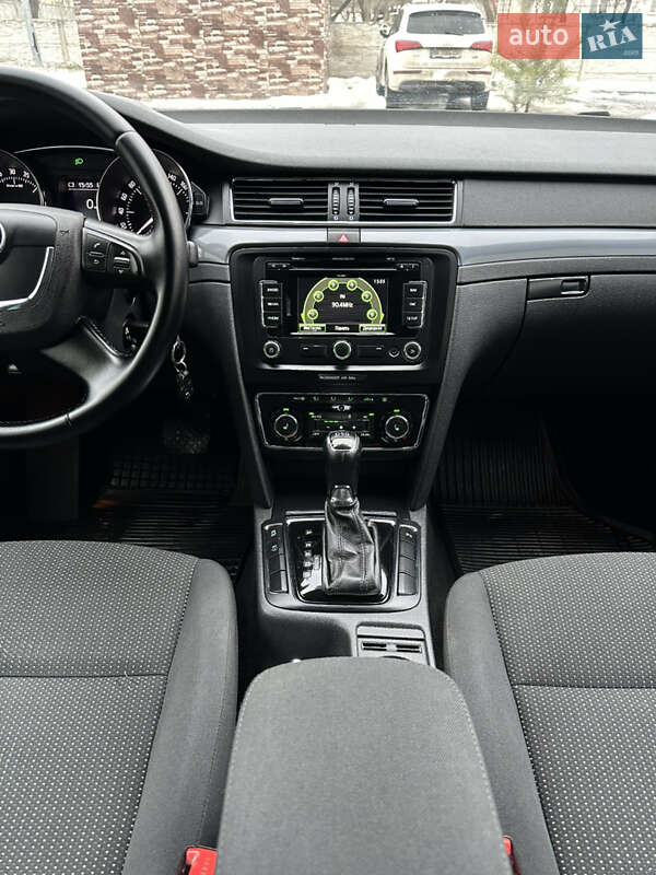 Универсал Skoda Superb 2013 в Ровно фото 15 Универсал Skoda Superb 2013 в Ровно