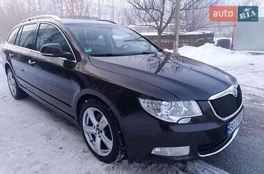 Универсал Skoda Superb 2012 в Каменец-Подольском