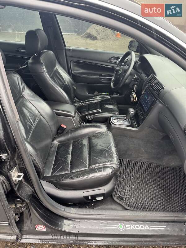 Лифтбек Skoda Superb 2005 в Запорожье