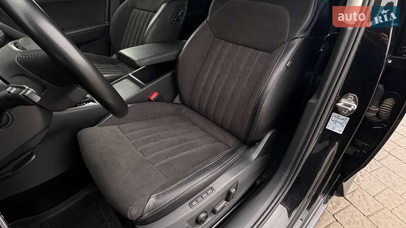 Лифтбек Skoda Superb 2022 в Стрые