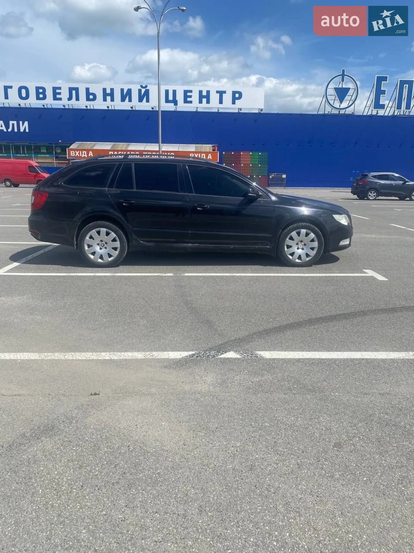 2011 Skoda Superb - мініатюра 5
