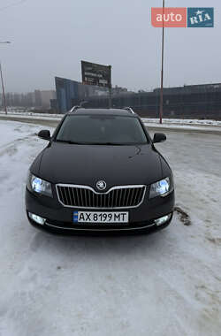 Універсал Skoda Superb 2013 в Харкові