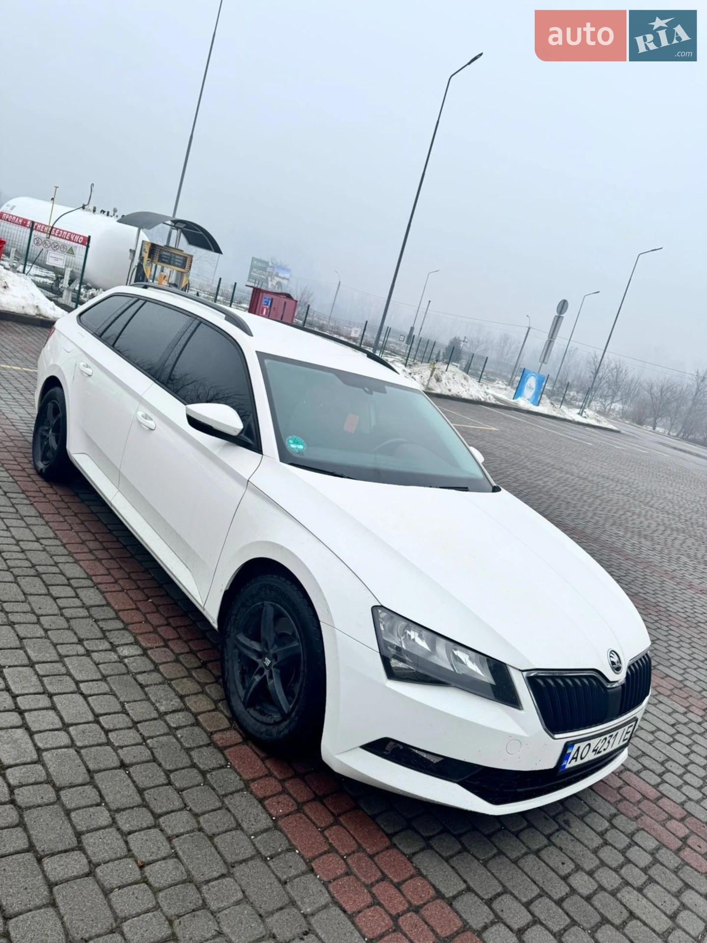 2019 Skoda Superb - мініатюра 3