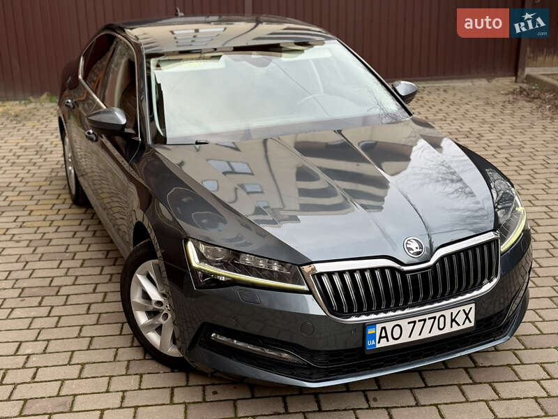 Лифтбек Skoda Superb 2019 в Ужгороде фото Лифтбек Skoda Superb 2019 в Ужгороде