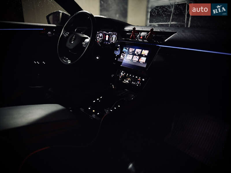 Універсал Skoda Superb 2020 в Хмельницькому