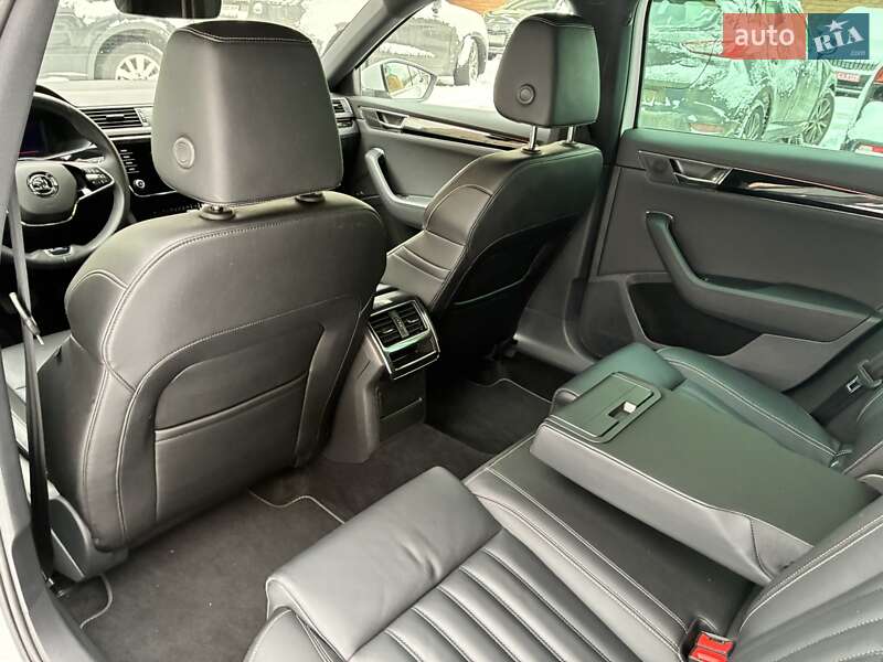Универсал Skoda Superb 2023 в Киеве фото 58 Универсал Skoda Superb 2023 в Киеве