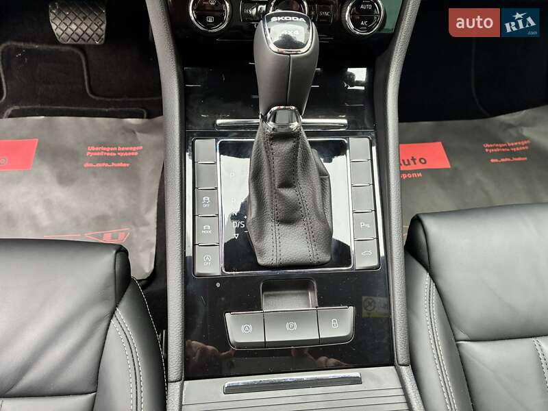 Универсал Skoda Superb 2023 в Киеве фото 86 Универсал Skoda Superb 2023 в Киеве