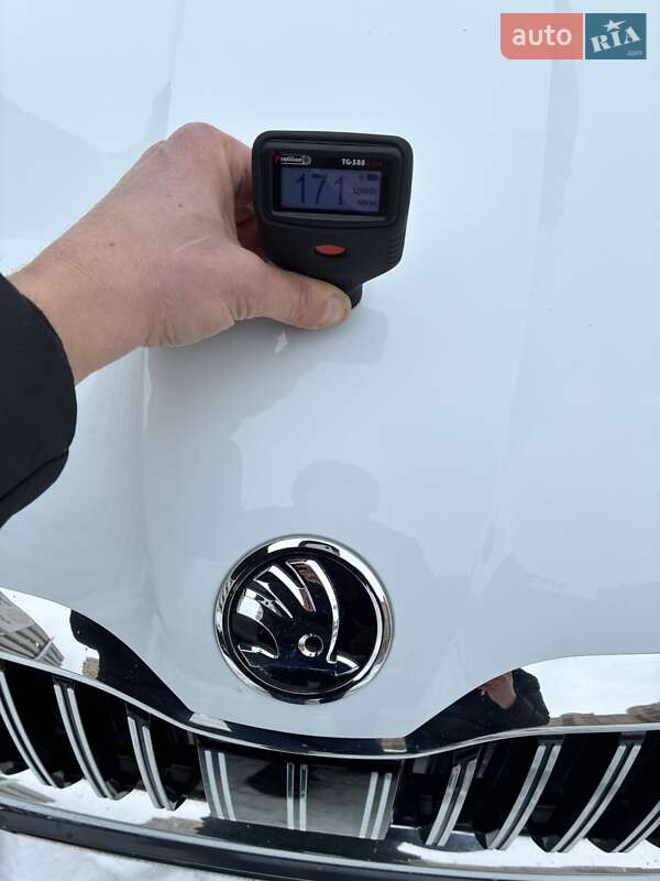 Универсал Skoda Superb 2023 в Киеве фото 142 Универсал Skoda Superb 2023 в Киеве