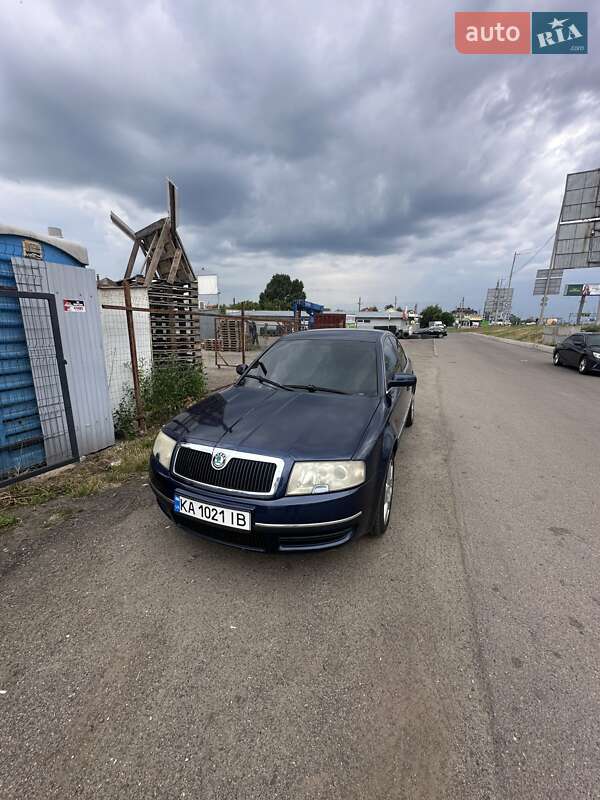 Ліфтбек Skoda Superb 2004 в Києві фото Ліфтбек Skoda Superb 2004 в Києві