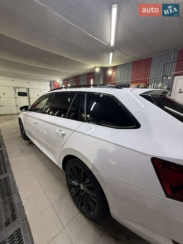 Универсал Skoda Superb 2020 в Луцке