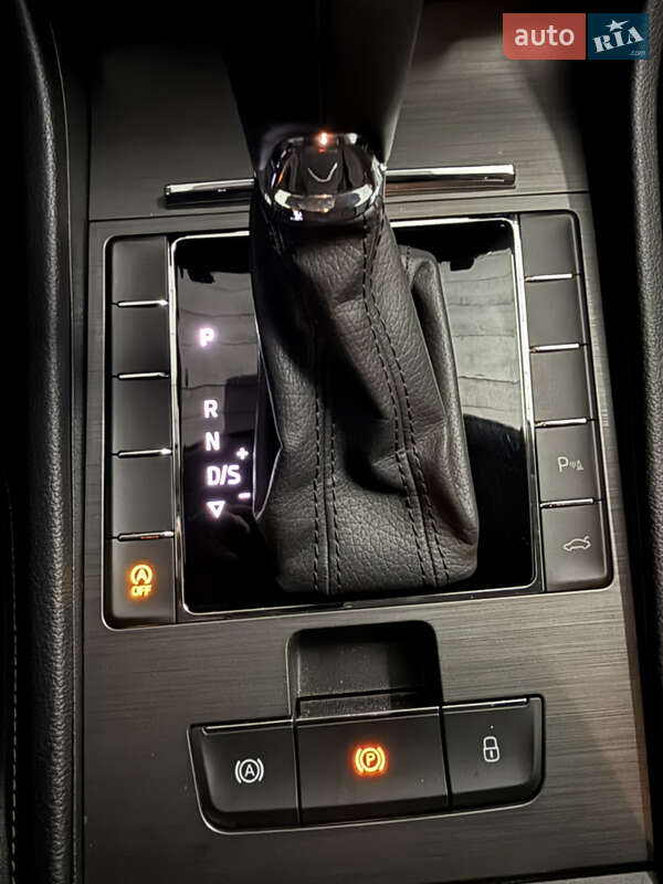 Универсал Skoda Superb 2020 в Луцке