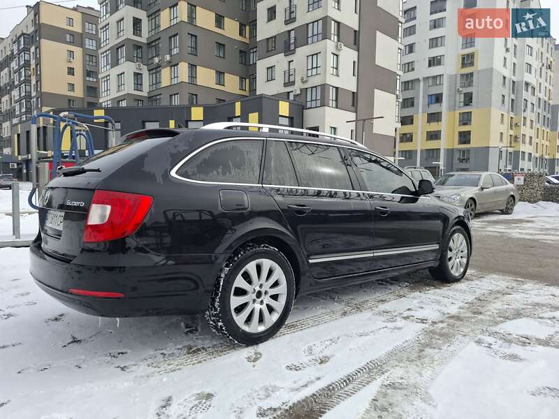 Универсал Skoda Superb 2011 в Ивано-Франковске