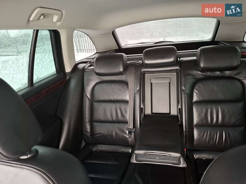 Универсал Skoda Superb 2011 в Ивано-Франковске