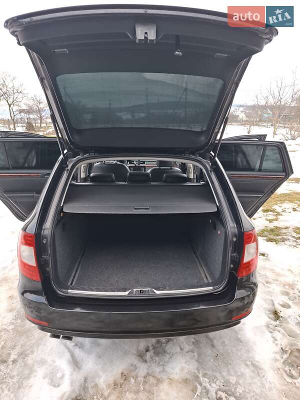 Универсал Skoda Superb 2011 в Ивано-Франковске