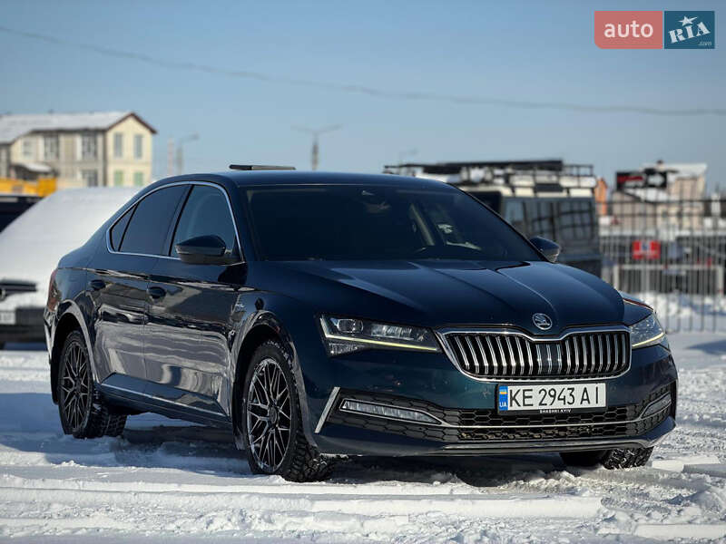 Лифтбек Skoda Superb 2020 в Киеве
