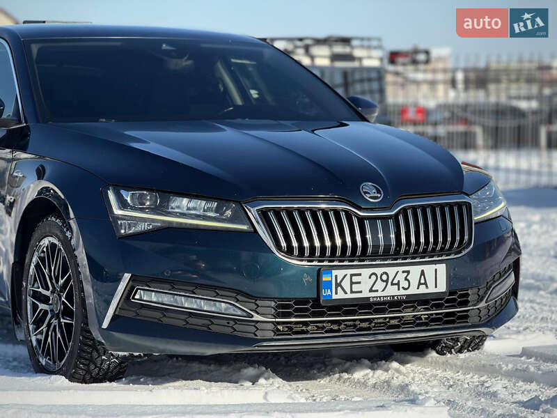 Лифтбек Skoda Superb 2020 в Киеве