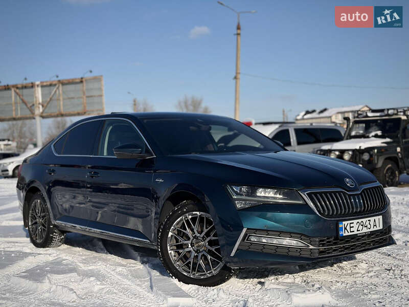 Лифтбек Skoda Superb 2020 в Киеве