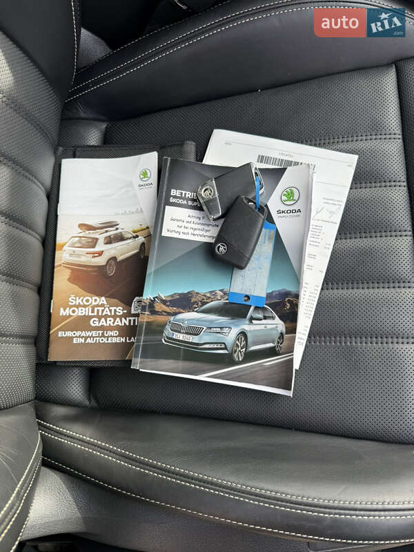 Универсал Skoda Superb 2020 в Сваляве