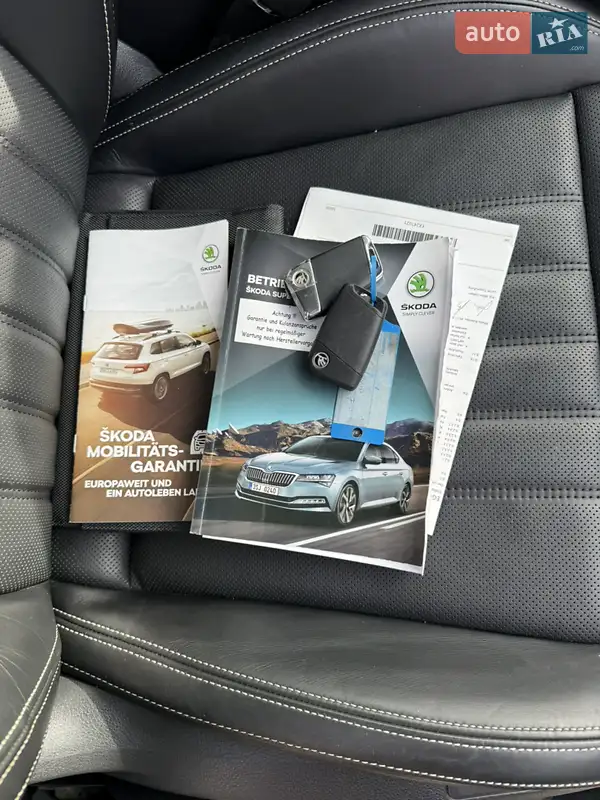 Универсал Skoda Superb 2020 в Сваляве документ