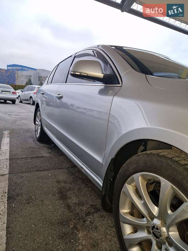 Лифтбек Skoda Superb 2013 в Днепре фото 5 Лифтбек Skoda Superb 2013 в Днепре