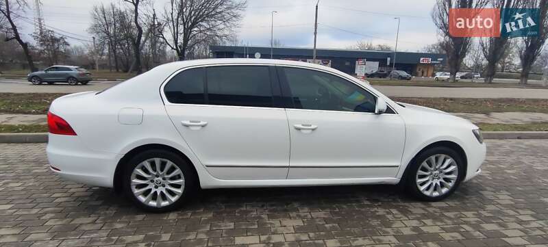 Ліфтбек Skoda Superb 2013 в Запоріжжі фото 2 Ліфтбек Skoda Superb 2013 в Запоріжжі