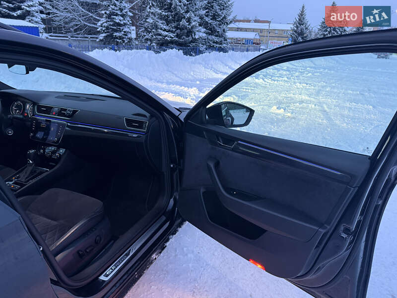 Универсал Skoda Superb 2018 в Чернигове
