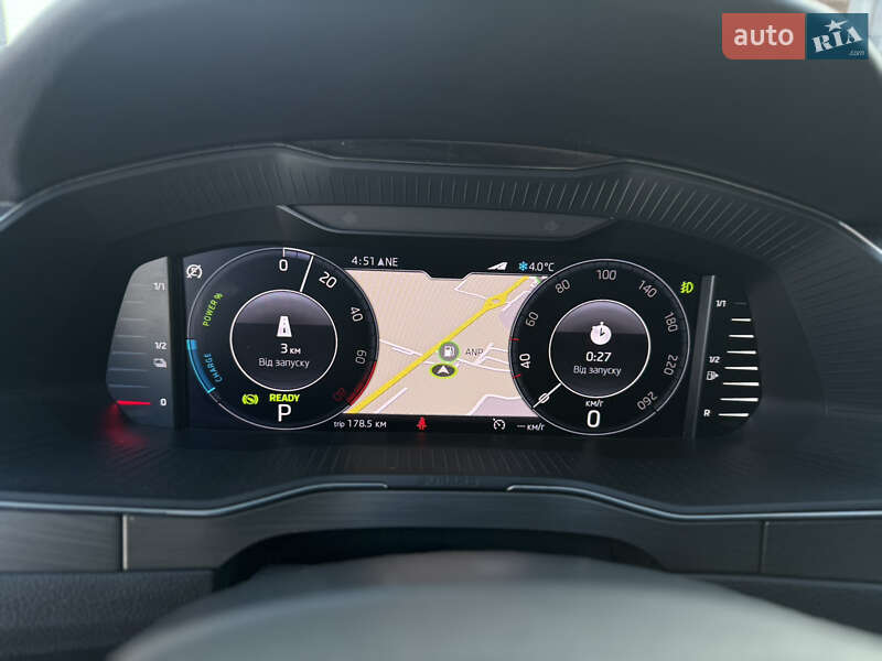 Универсал Skoda Superb 2021 в Ровно