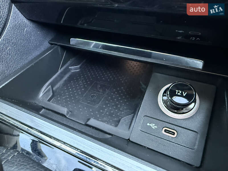 Универсал Skoda Superb 2021 в Ровно