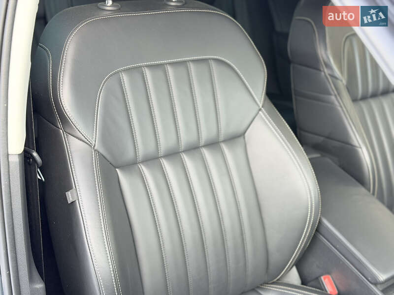 Универсал Skoda Superb 2021 в Ровно