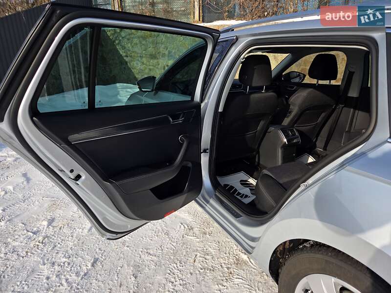 Універсал Skoda Superb 2021 в Вінниці фото 90 Універсал Skoda Superb 2021 в Вінниці