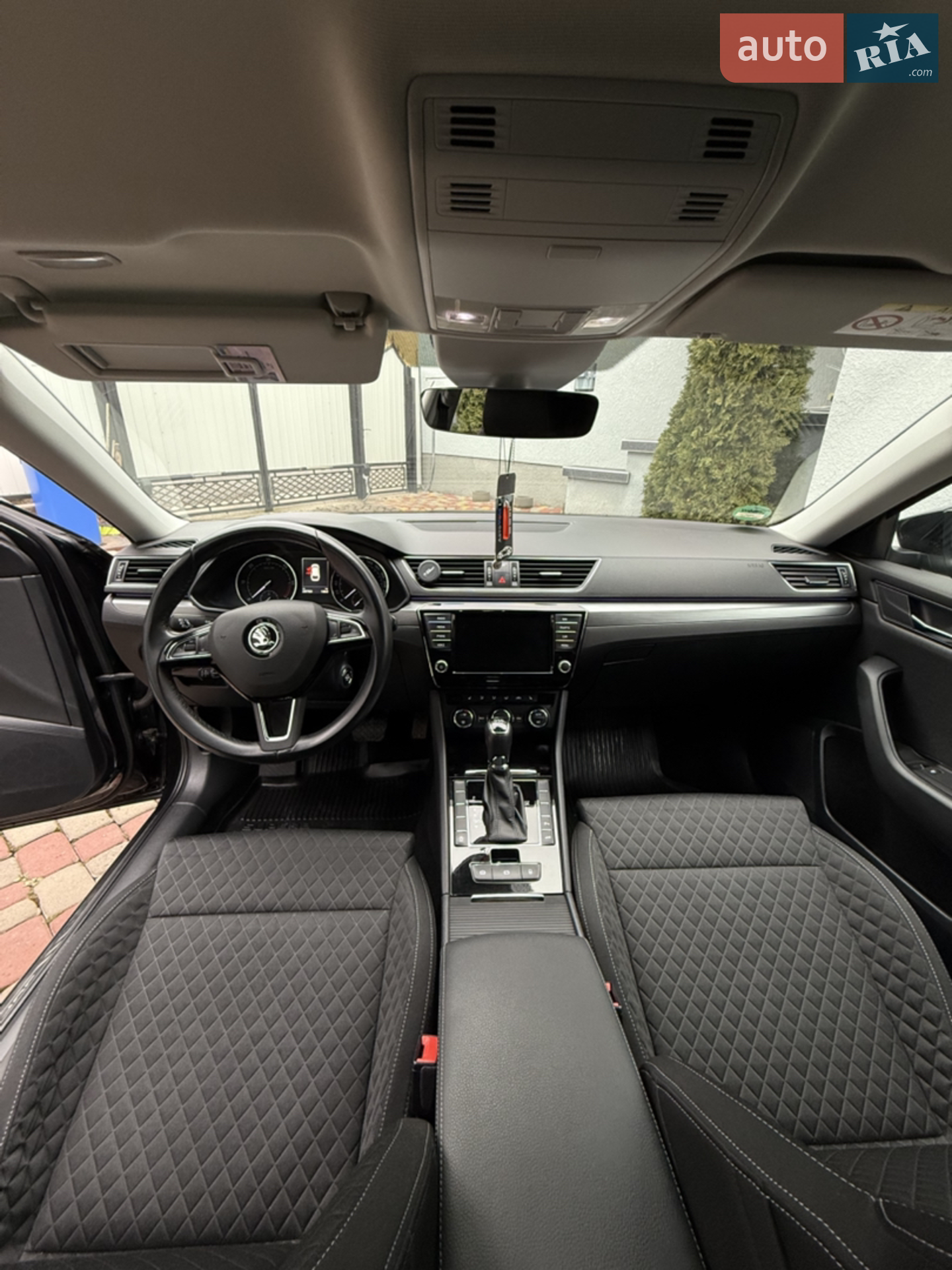 2016 Skoda Superb - мініатюра 18