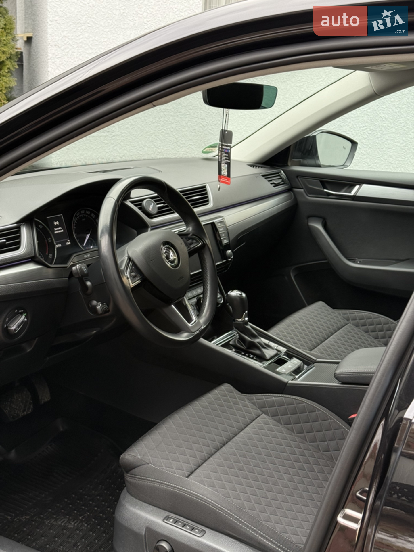 2016 Skoda Superb - мініатюра 24