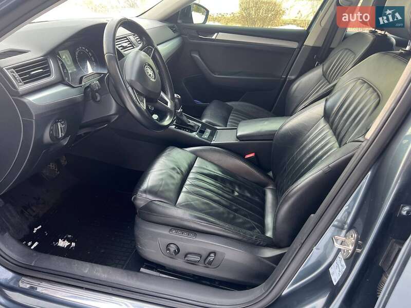 Лифтбек Skoda Superb 2016 в Кропивницком