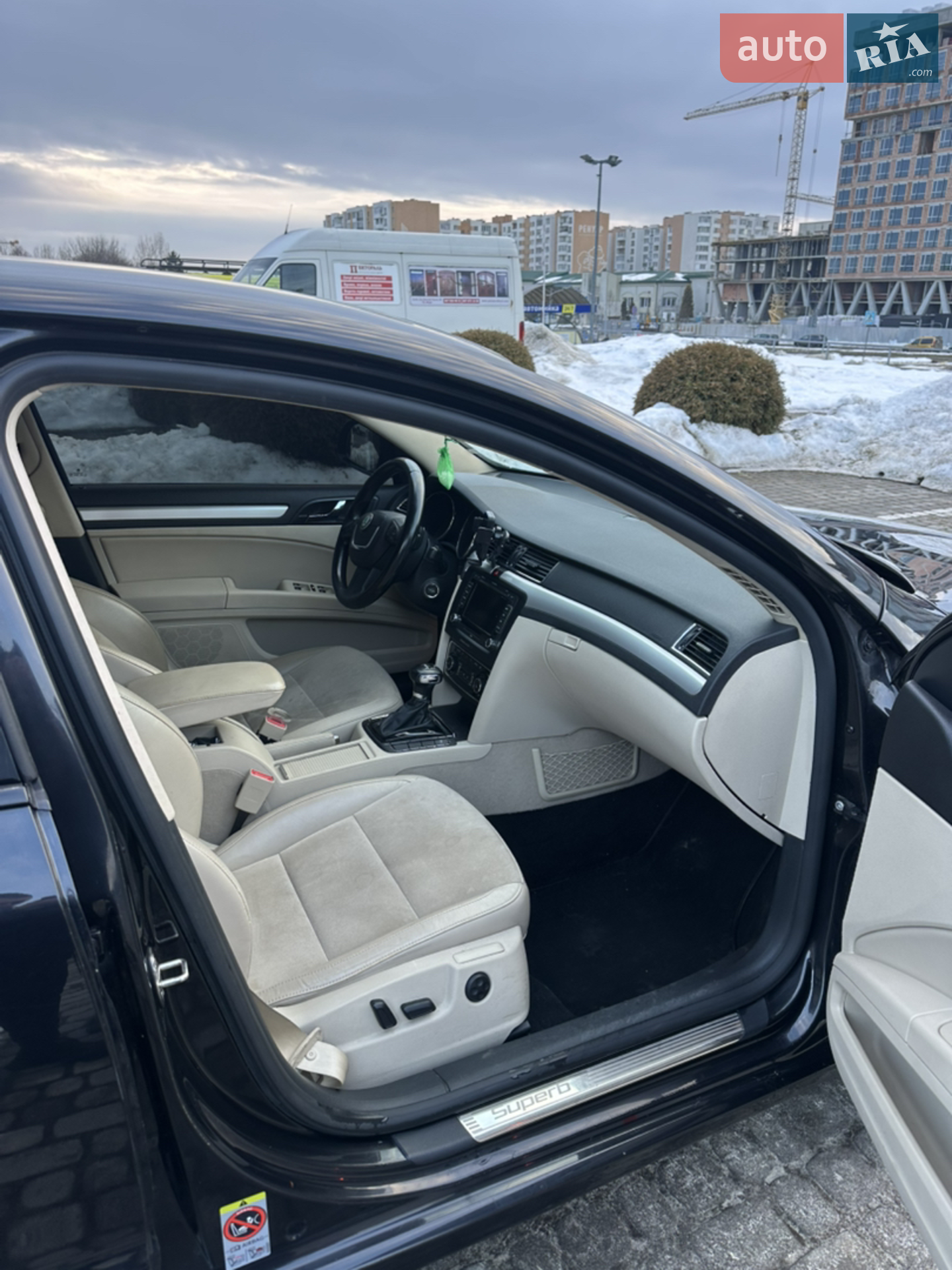 2012 Skoda Superb - мініатюра 12