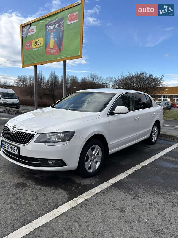 Ліфтбек Skoda Superb 2014 в Виноградові