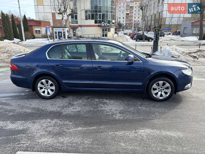 Лифтбек Skoda Superb 2010 в Киеве фото 3 Лифтбек Skoda Superb 2010 в Киеве