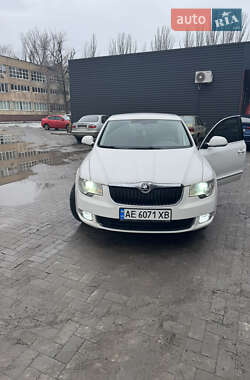 Лифтбек Skoda Superb 2012 в Кривом Роге