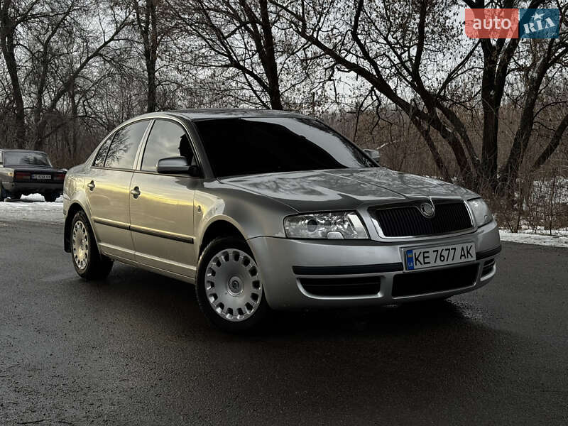 Skoda Superb 2006
