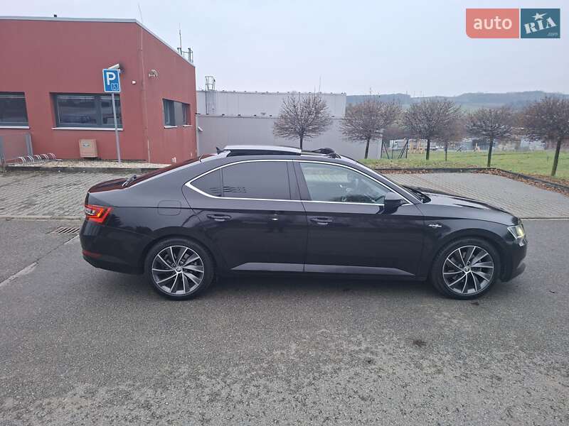 Ліфтбек Skoda Superb 2017 в Ужгороді