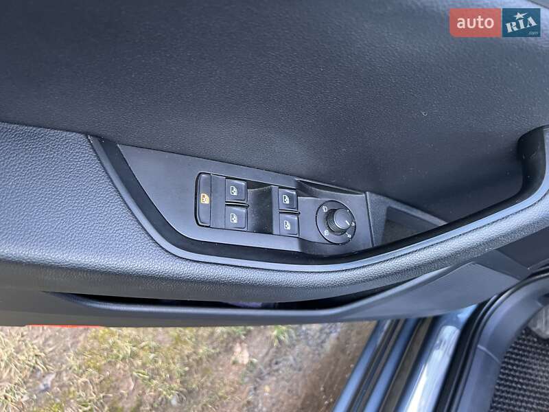 Універсал Skoda Superb 2015 в Мукачевому