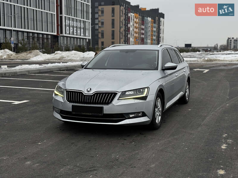 Универсал Skoda Superb 2017 в Ровно фото 10 Универсал Skoda Superb 2017 в Ровно