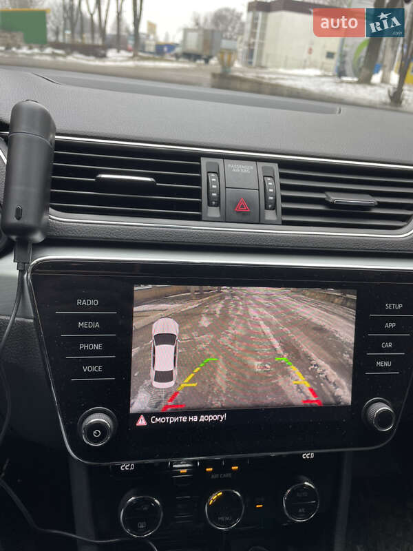 Лифтбек Skoda Superb 2017 в Кропивницком